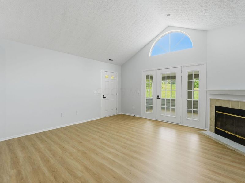 5642 Villa Gates Drive, Hilliard, OH 43026 Photo 10