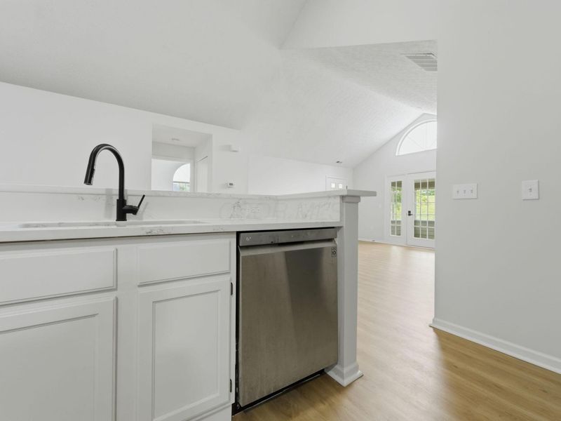 5642 Villa Gates Drive, Hilliard, OH 43026 Photo 20