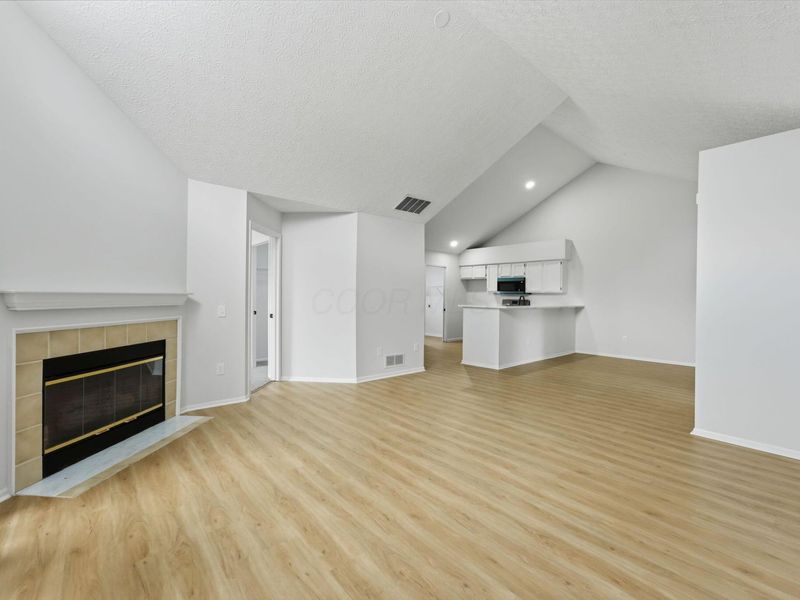 5642 Villa Gates Drive, Hilliard, OH 43026 Photo 8