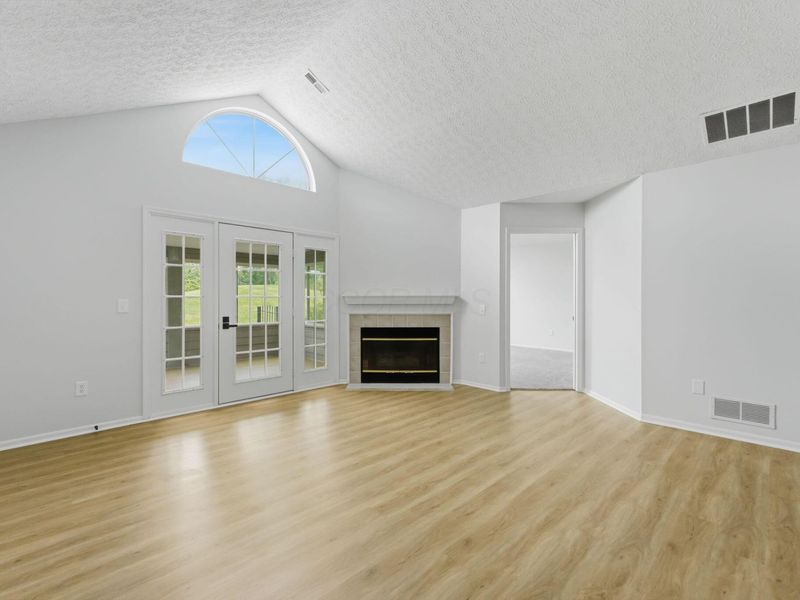 5642 Villa Gates Drive, Hilliard, OH 43026 Photo 9