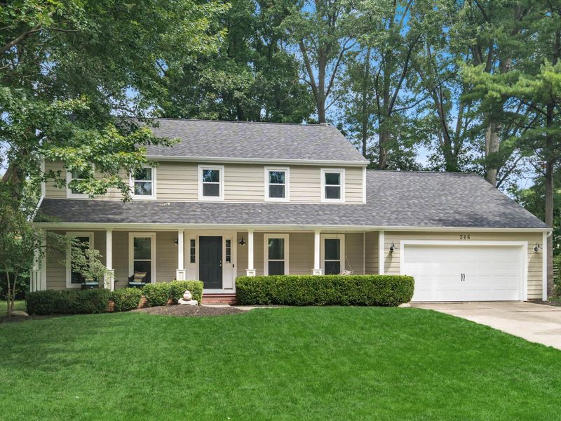 366 Bailey Place, Columbus, OH 43235 Photo 2