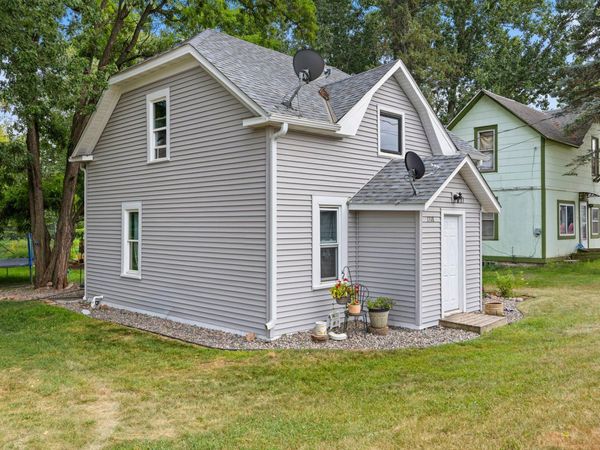 1318 Highway 23 N, Sandstone, MN 55072