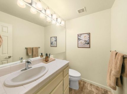 106 Gisler Ct, Folsom, CA 95630 Photo