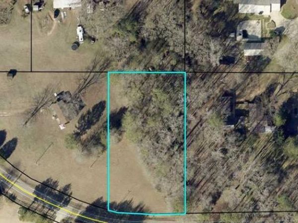 205 Horseshoe Bend Circle, Griffin, GA 30223