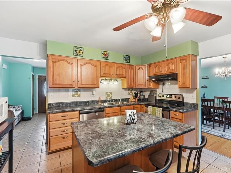 4486 Pinecroft Drive, Green Township, OH 45211 Photo 10