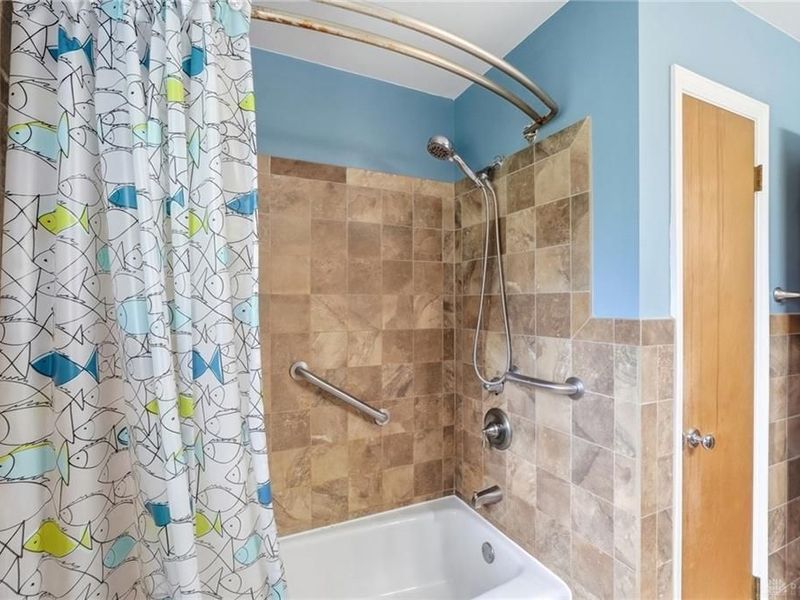 4486 Pinecroft Drive, Green Township, OH 45211 Photo 19