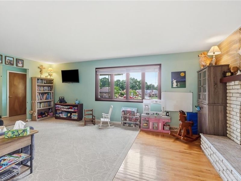 4486 Pinecroft Drive, Green Township, OH 45211 Photo 5