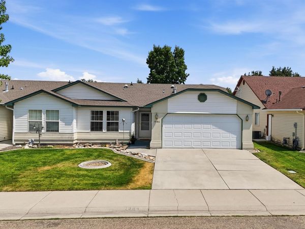 1884 N Buena Vista Ave., Meridian, ID 83646