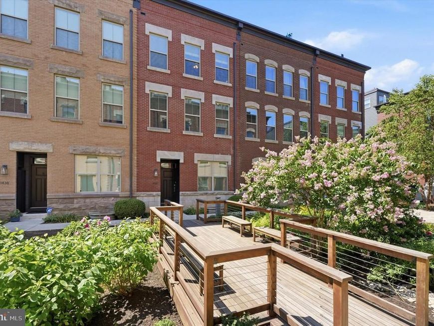 1428 S Leithgow Terrace, Philadelphia, PA 19147 Main Photo