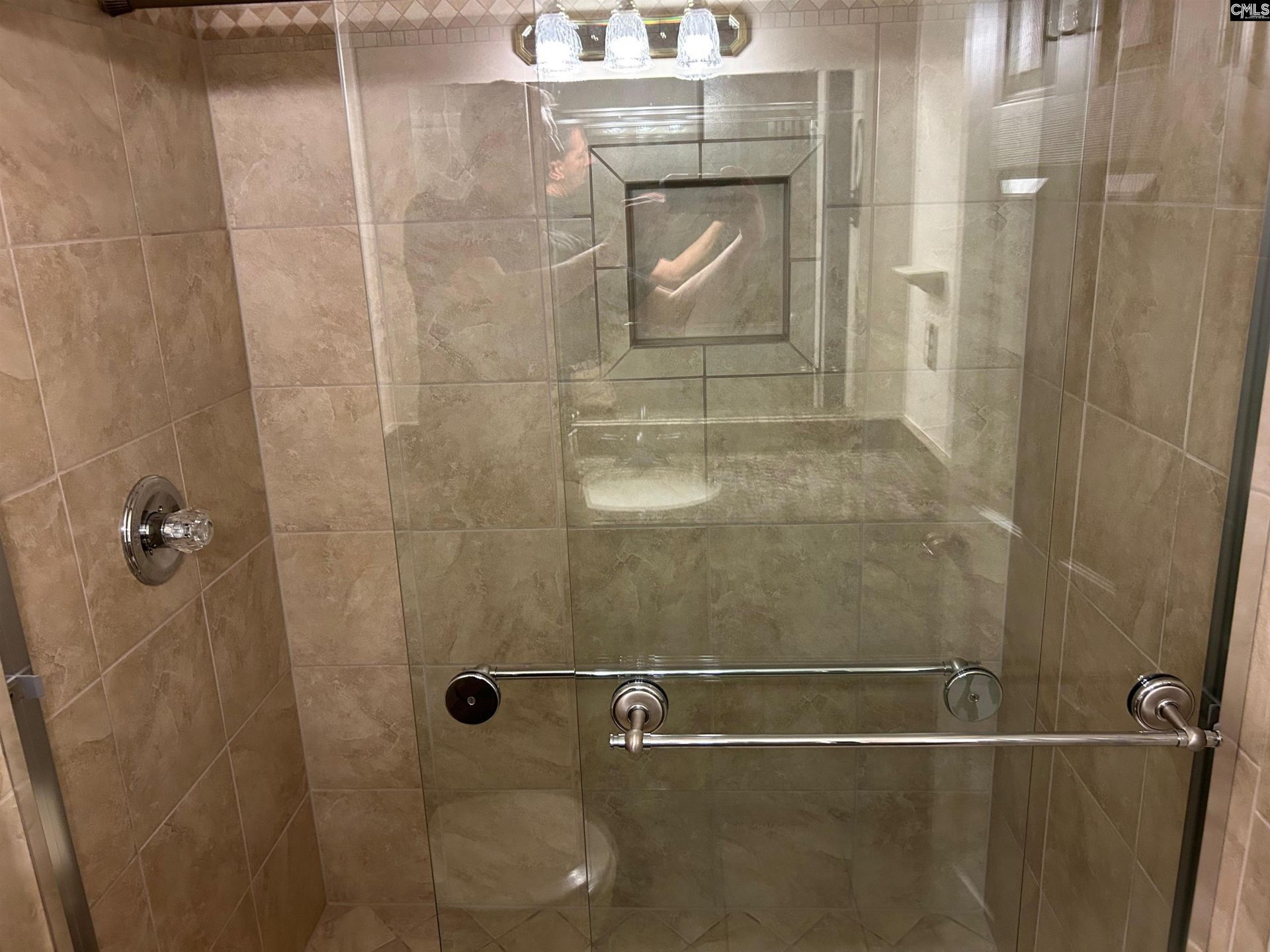 110 Shadowfield Circle  Photo 11