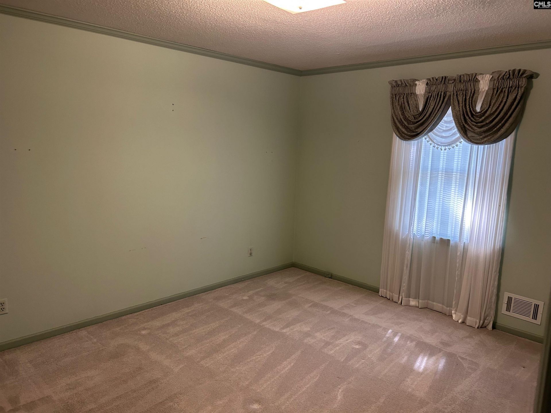 110 Shadowfield Circle  Photo 12