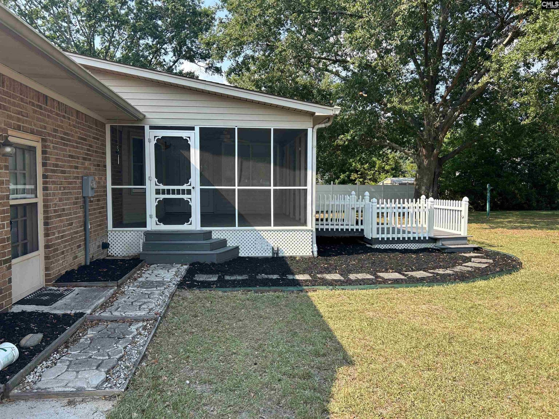 110 Shadowfield Circle  Photo 16