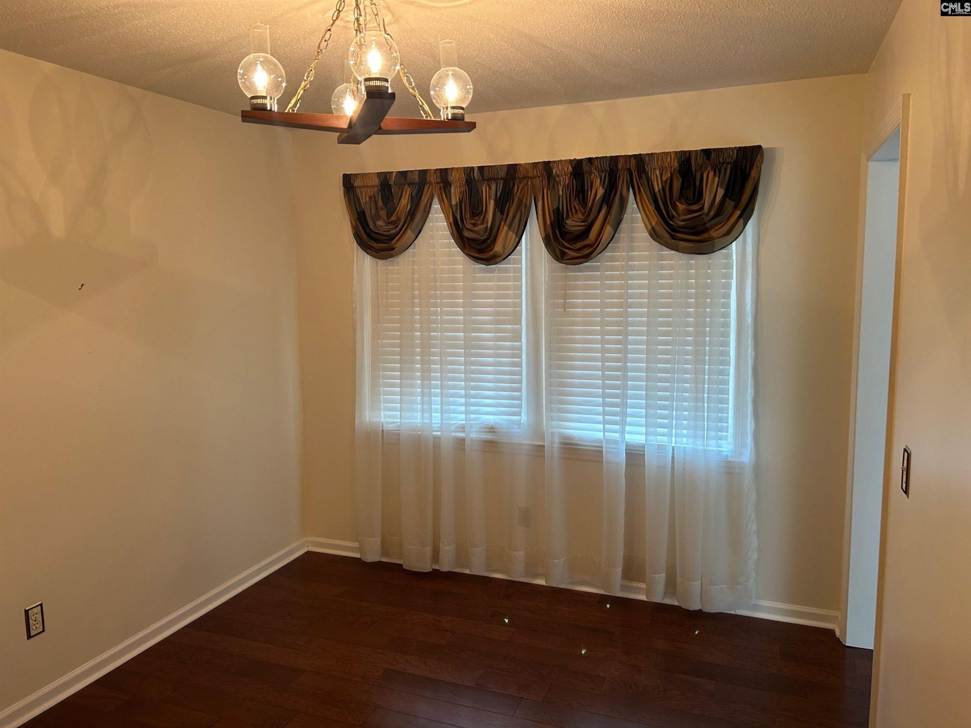 110 Shadowfield Circle  Photo 9