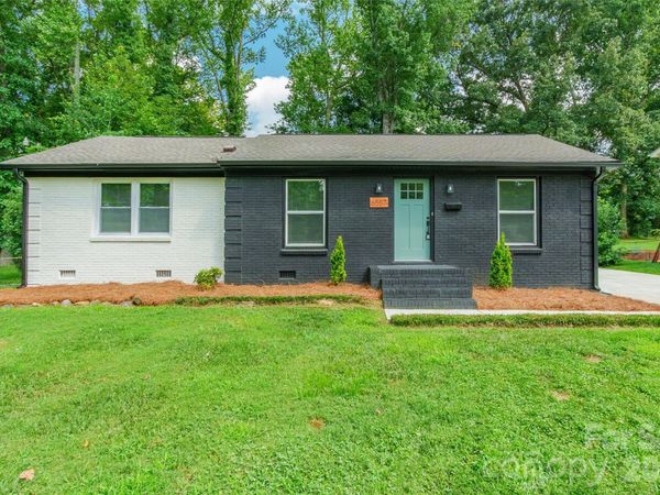 6557 Covecreek Drive, Charlotte, NC 28215