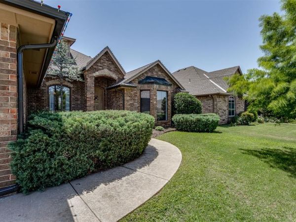 2912 SW 136th Terrace, Oklahoma City, OK 73170