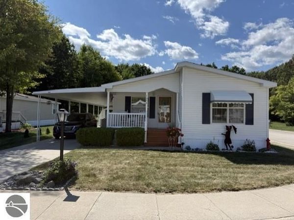 1650 Goldenrod, Saginaw, MI 48609