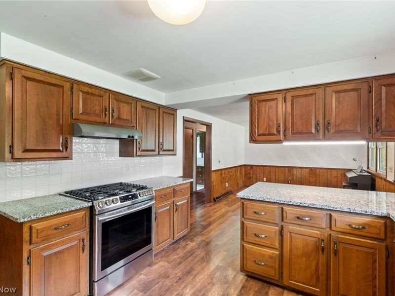 5059 Broadview Street NE, Louisville, OH 44641 Photo 16