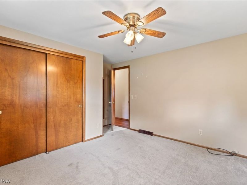 5059 Broadview Street NE, Louisville, OH 44641 Photo 22