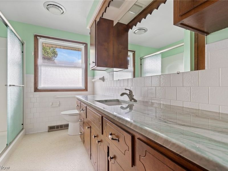 5059 Broadview Street NE, Louisville, OH 44641 Photo 23