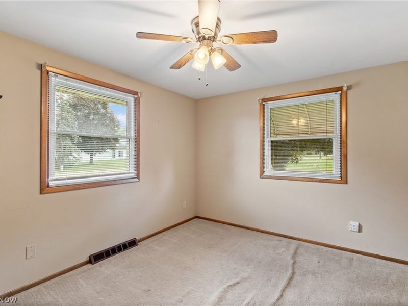 5059 Broadview Street NE, Louisville, OH 44641 Photo 24