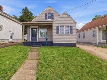 2536 Albrecht Avenue, Akron, OH 44312