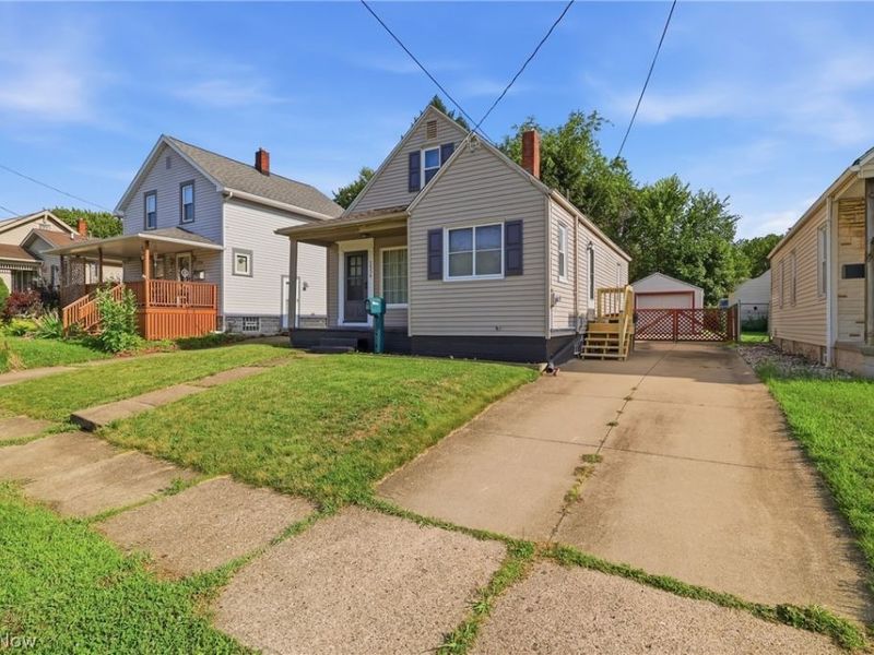 2536 Albrecht Avenue, Akron, OH 44312 Photo 4