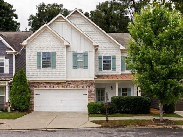 1052 Johnson Grove, Atlanta, GA 30318