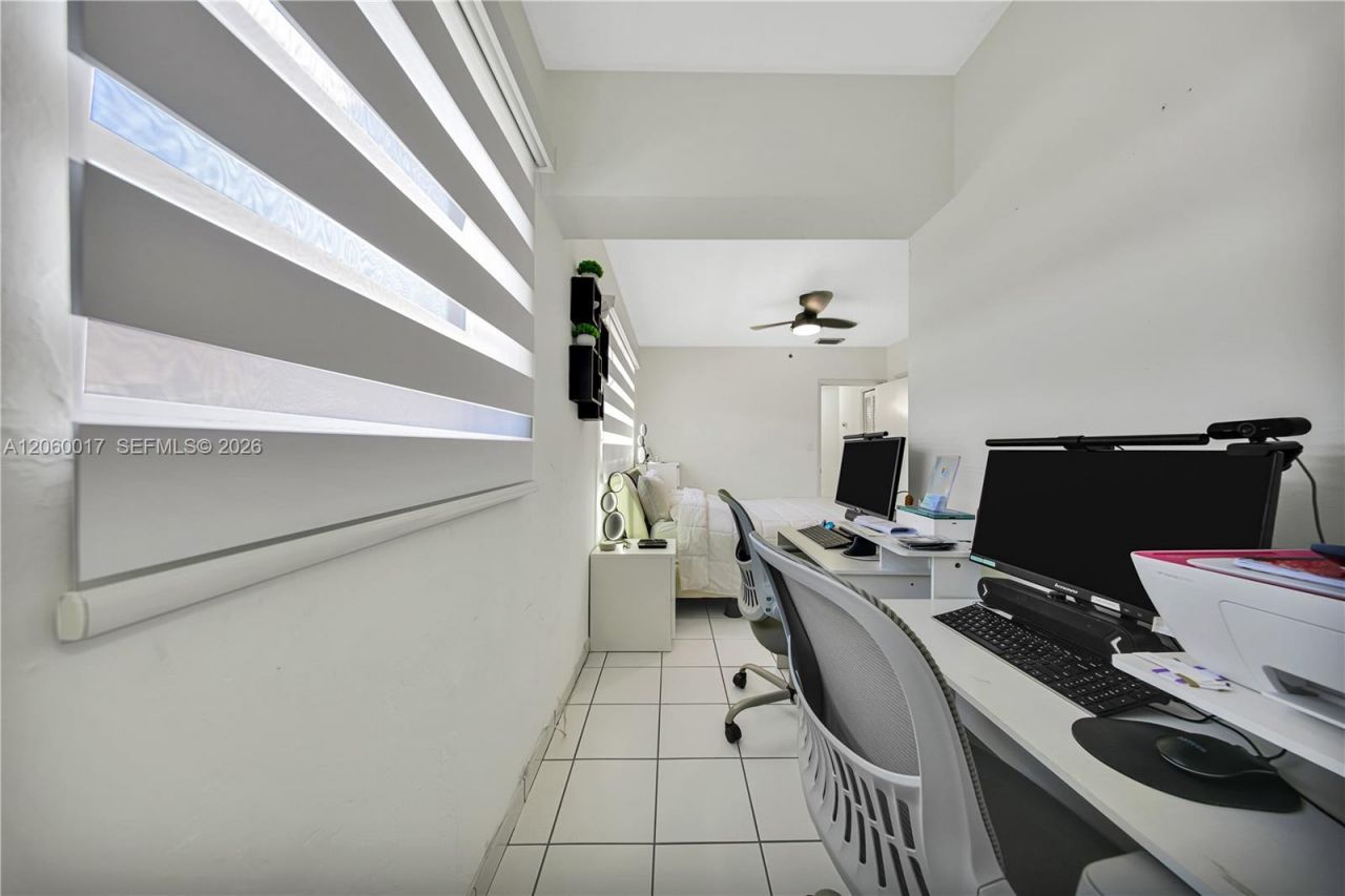333 NW 60th Ave, Miami, FL 33126 Photo