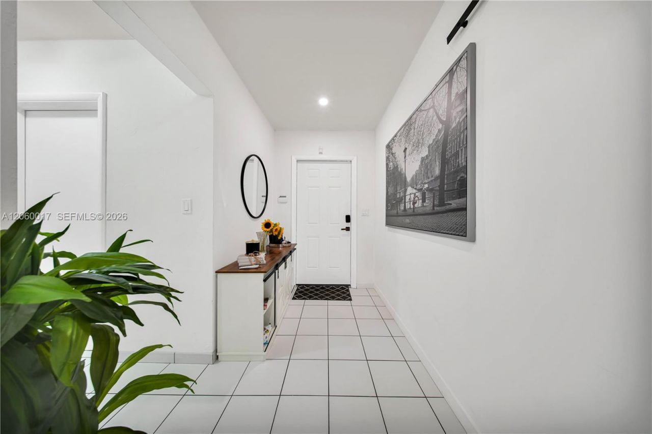 333 NW 60th Ave, Miami, FL 33126 Photo
