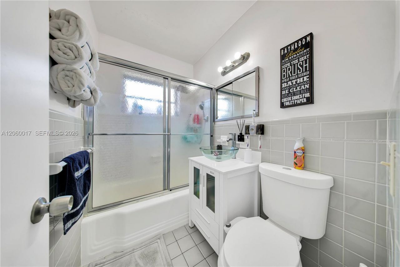 333 NW 60th Ave, Miami, FL 33126 Photo