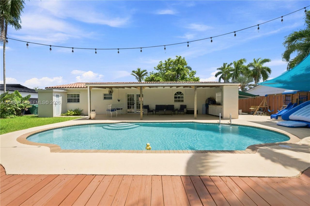 11831 SW 31st St , Miami, FL 33175 Photo