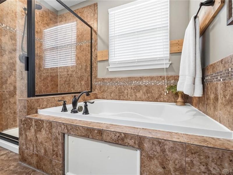 3302 Heatherstone Drive, Troy, OH 45373 Photo 62