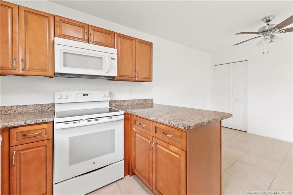 1496 SE Colchester Circle, Port Saint Lucie, FL 34952 Photo