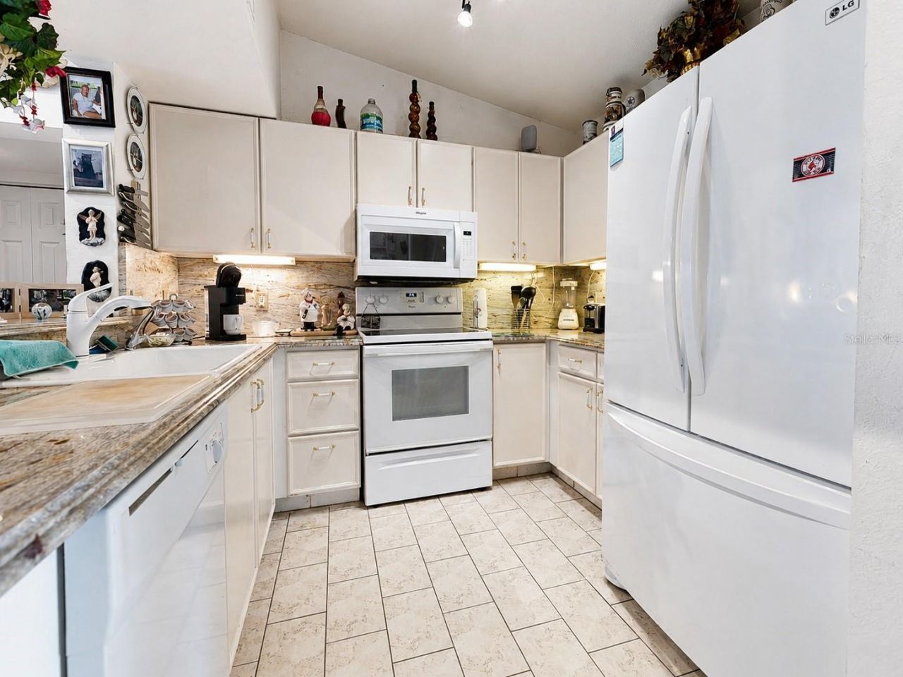 8294 Key Royal Circle, Unit 1631, Naples, FL 34119 Photo