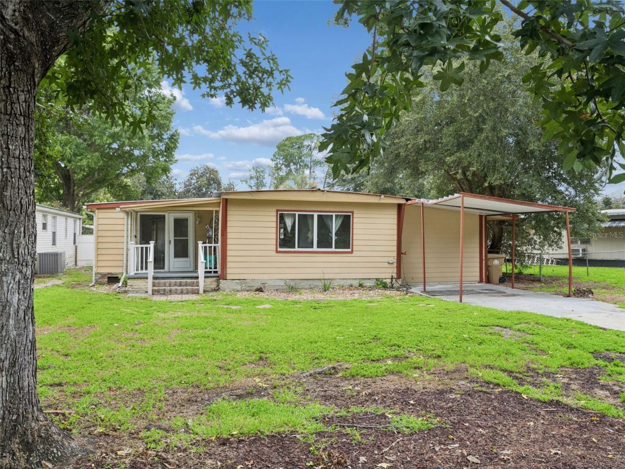 13602 Palm Drive , Astatula, FL 34705 Photo