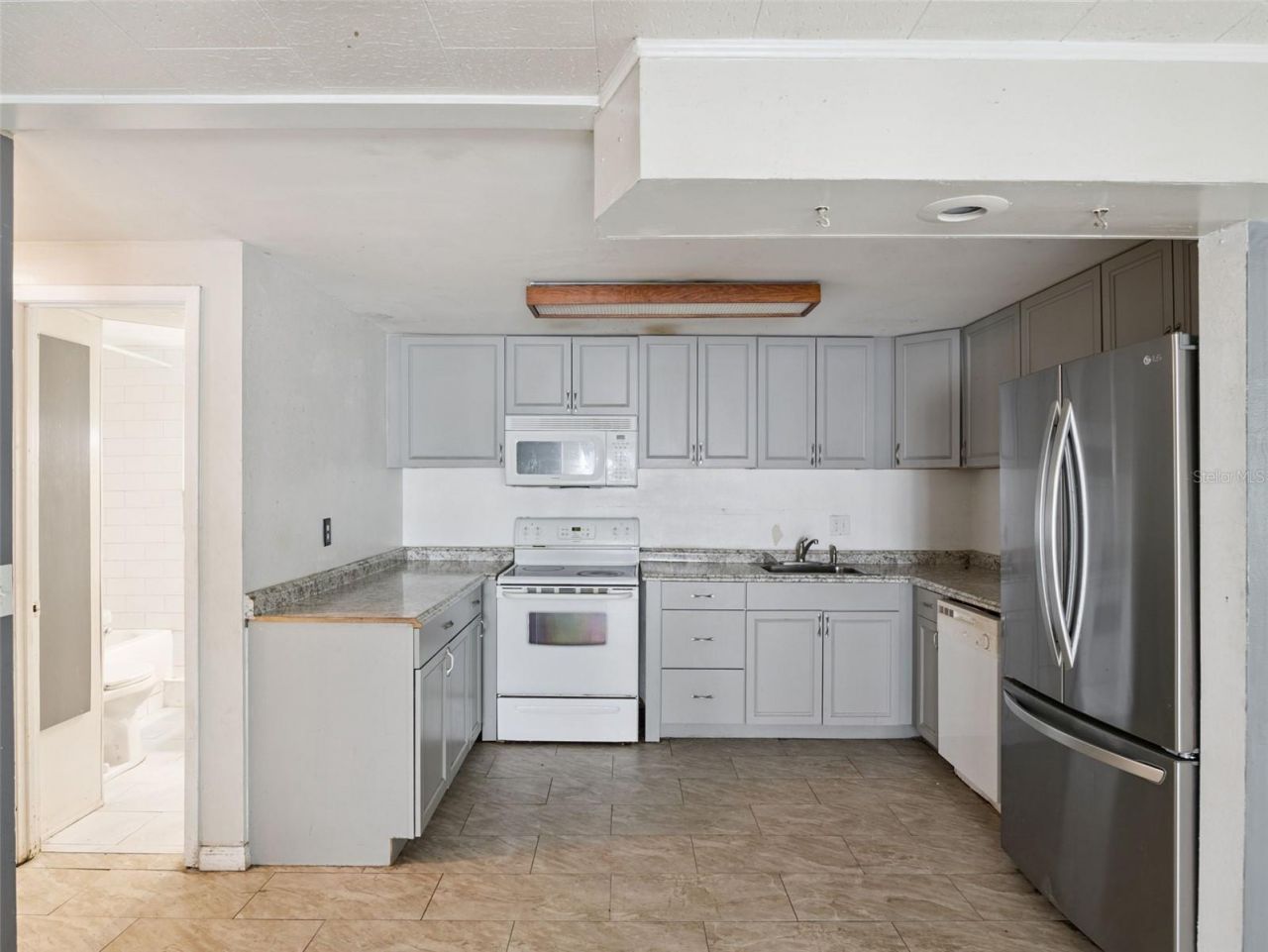 13602 Palm Drive , Astatula, FL 34705 Photo