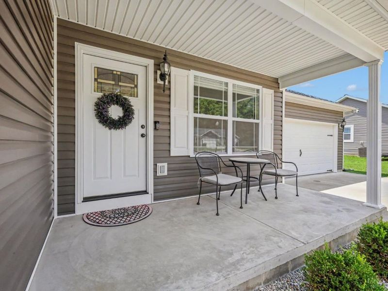 113 Kayleigh Drive, Mount Orab, OH 45154 Photo 2