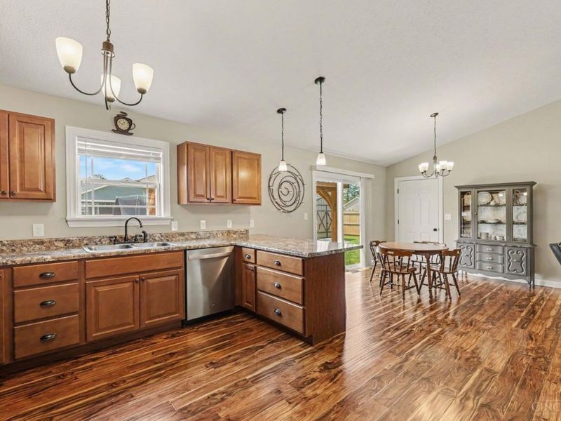 113 Kayleigh Drive, Mount Orab, OH 45154 Photo 9
