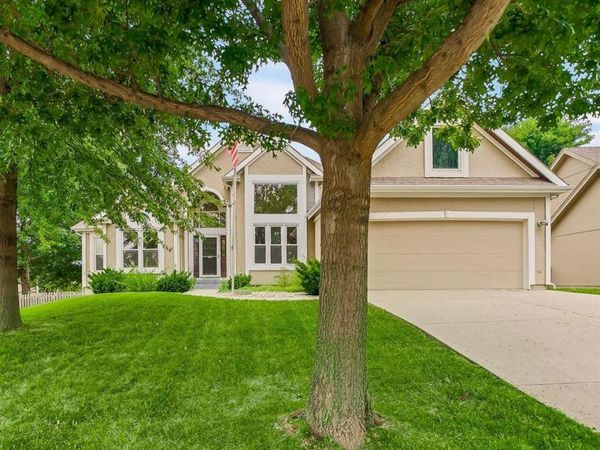 10500 NE 98th Street, Kansas City, MO 64157
