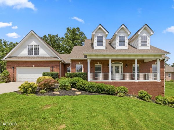 2733 Raylee Drive, Maryville, TN 37803