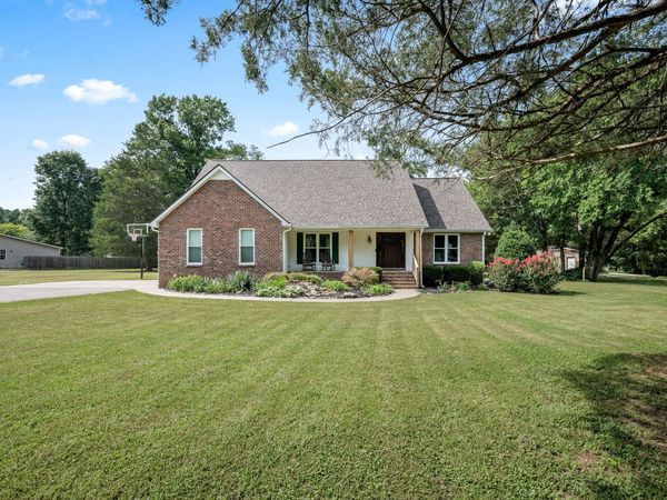 5722 Constantine Dr , Rockvale, TN 37153
