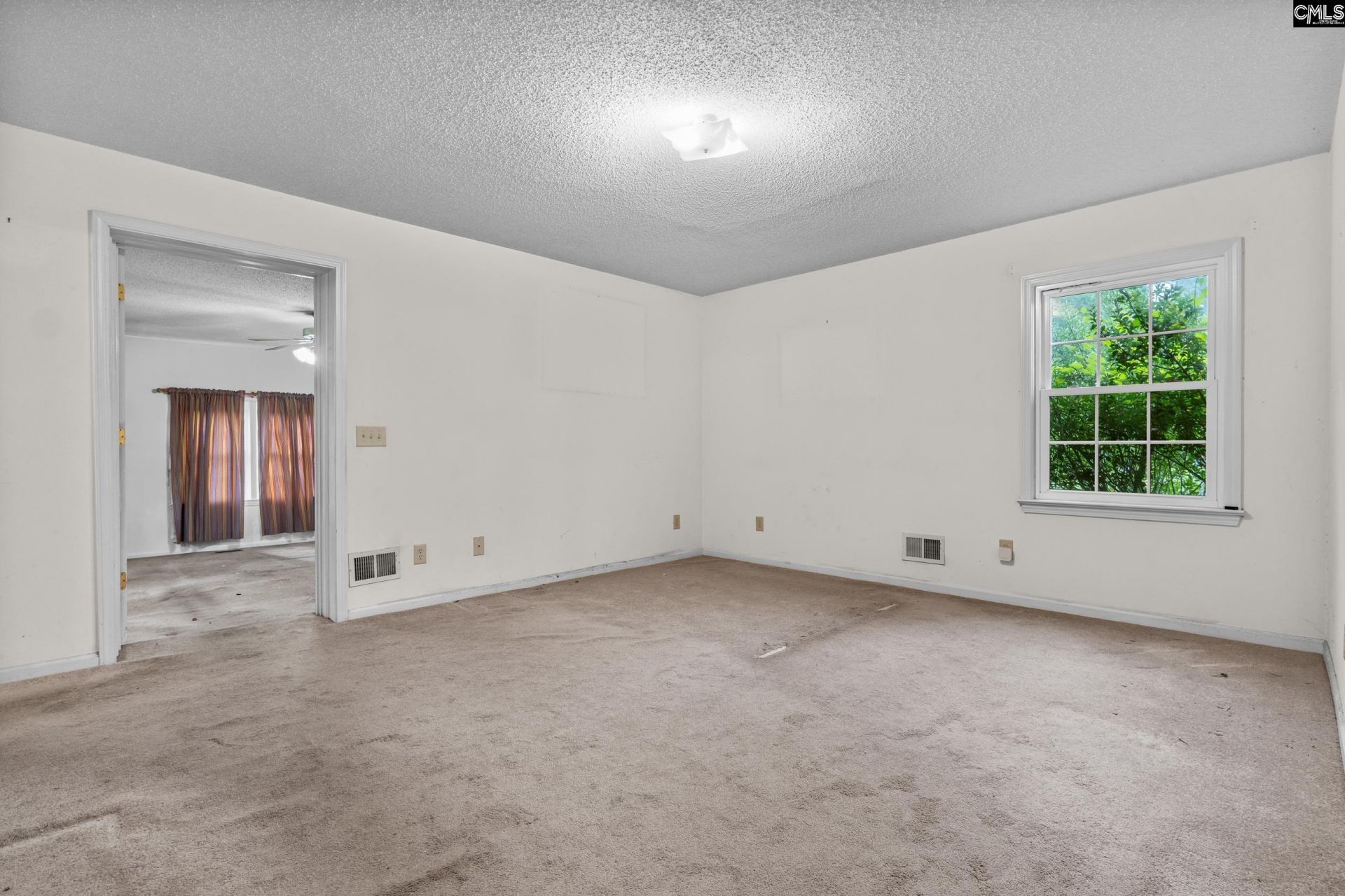 1101 Sunnyhill Road  Photo 8