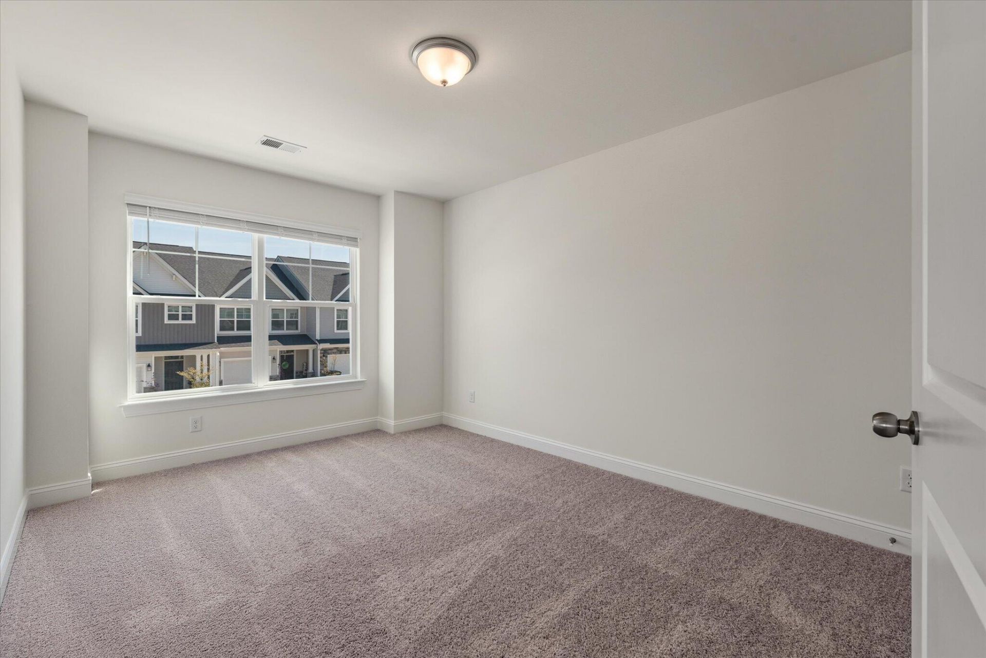 401 Painted Lady Lane Photo 25