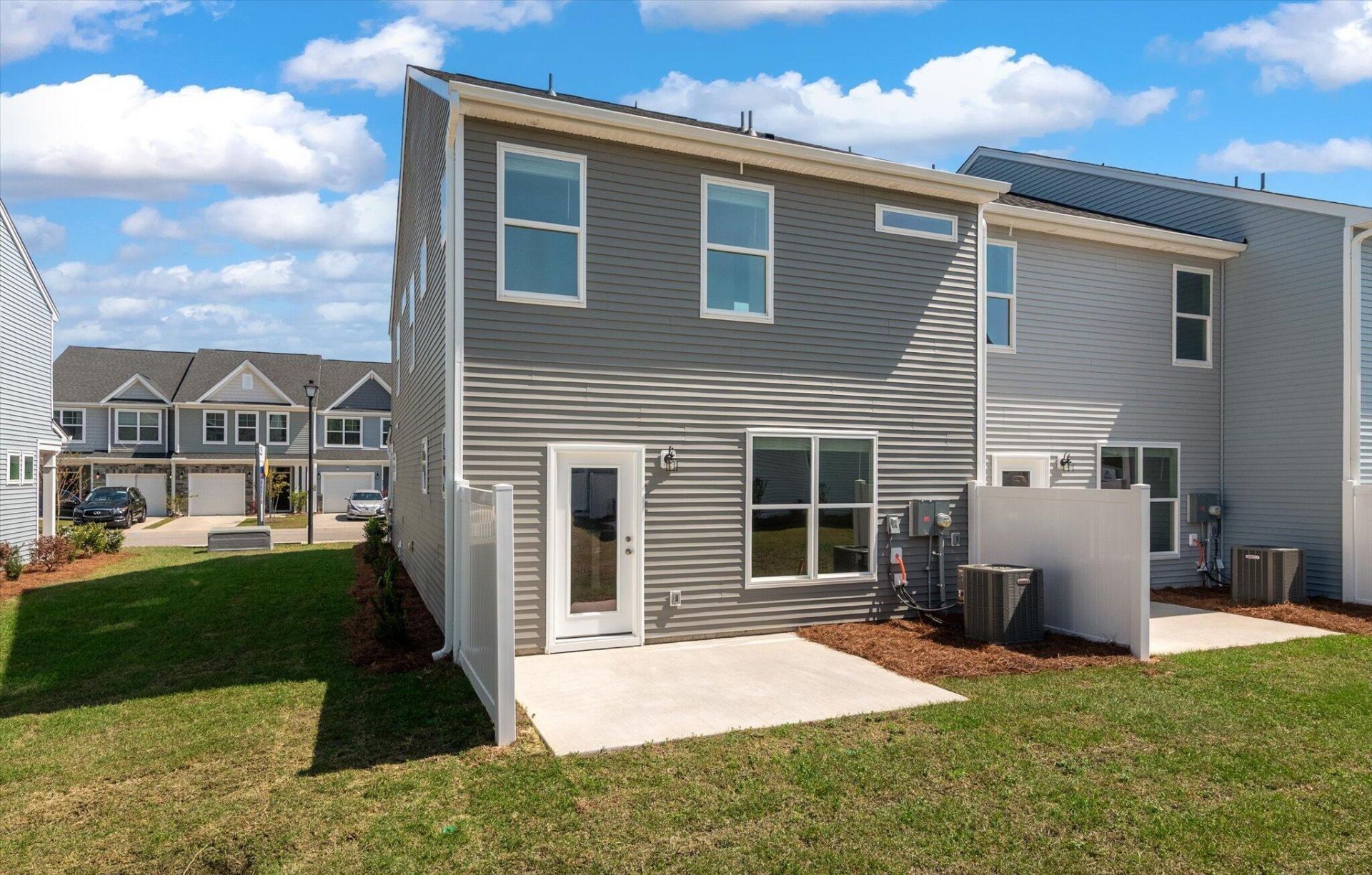 401 Painted Lady Lane Photo 28