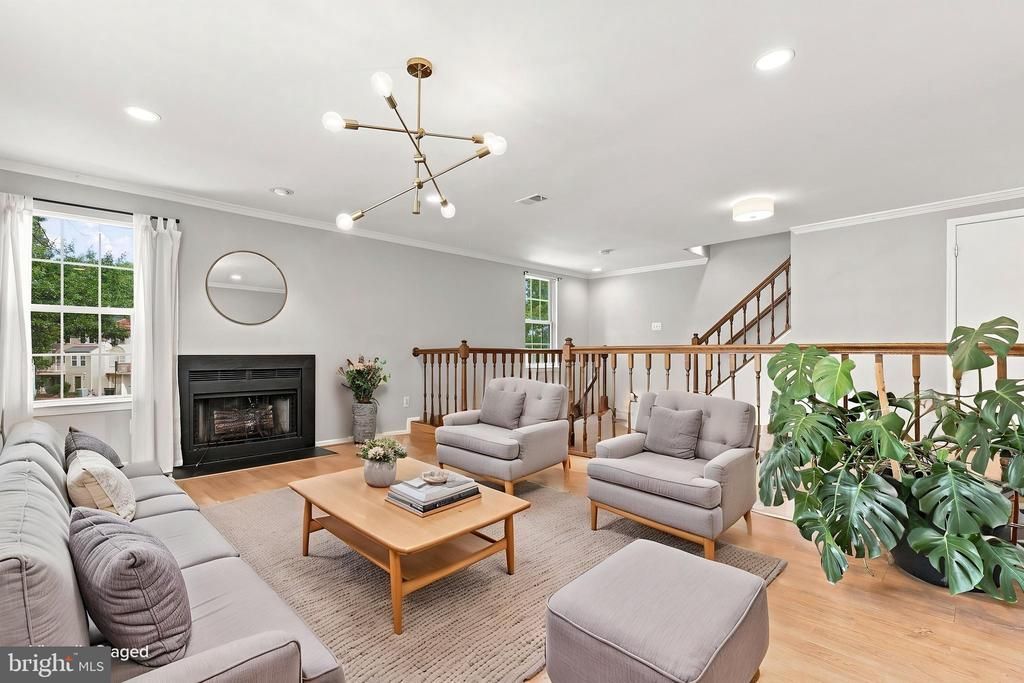 14621 MONMOUTH DRIVE, BURTONSVILLE, MD 20866