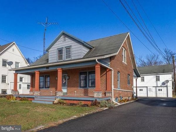 1631 E BUCHANAN TRAIL EAST E, GREENCASTLE, PA 17225