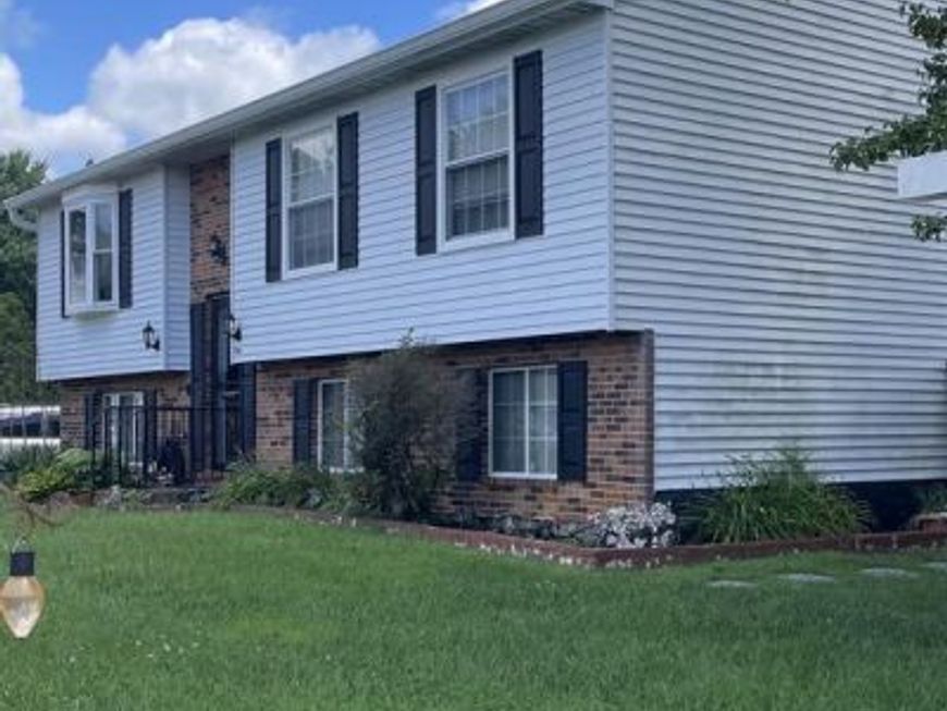 1 Pearlwood Court, Baltimore, MD 21234 Main Photo