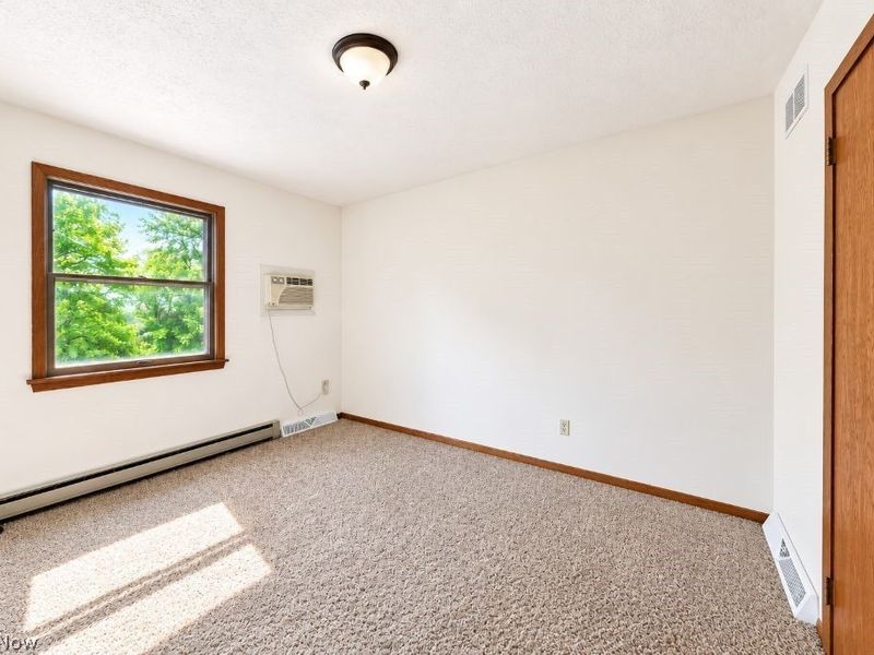 346 Greentree Place, Lisbon, OH 44432 Photo 14