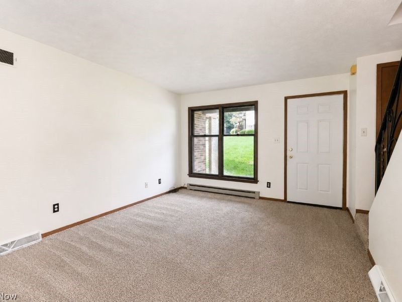 346 Greentree Place, Lisbon, OH 44432 Photo 5