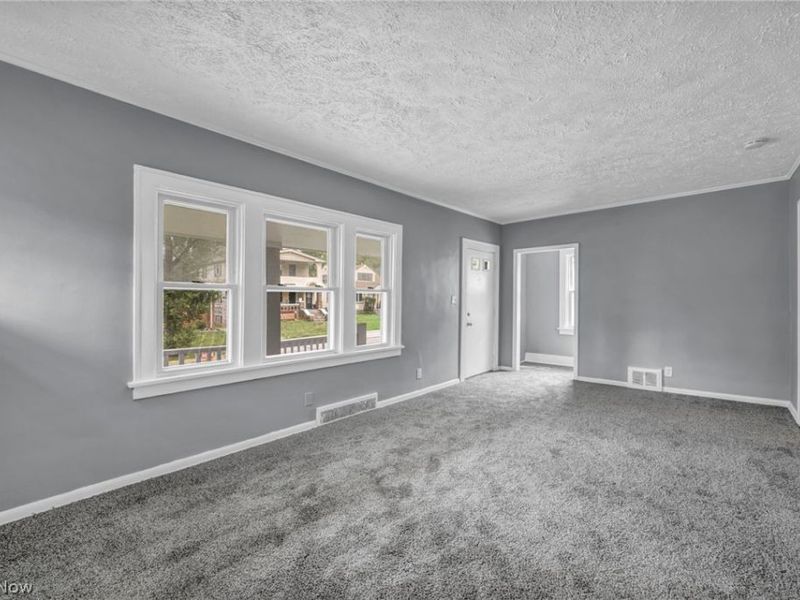 11312 Dove Avenue, Cleveland, OH 44105 Photo 10